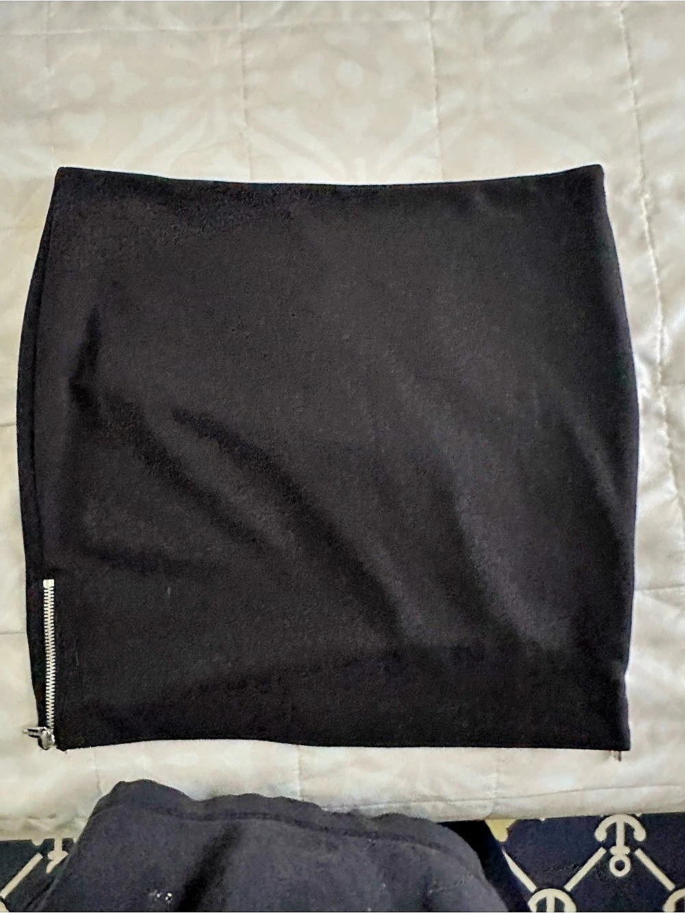 Michael Kors Black Side-Zip Mini Skirt - Size 6